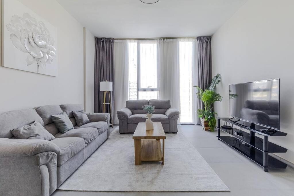 Sahab - Solo 1Br Apt In Al Jada Шарджа Экстерьер фото